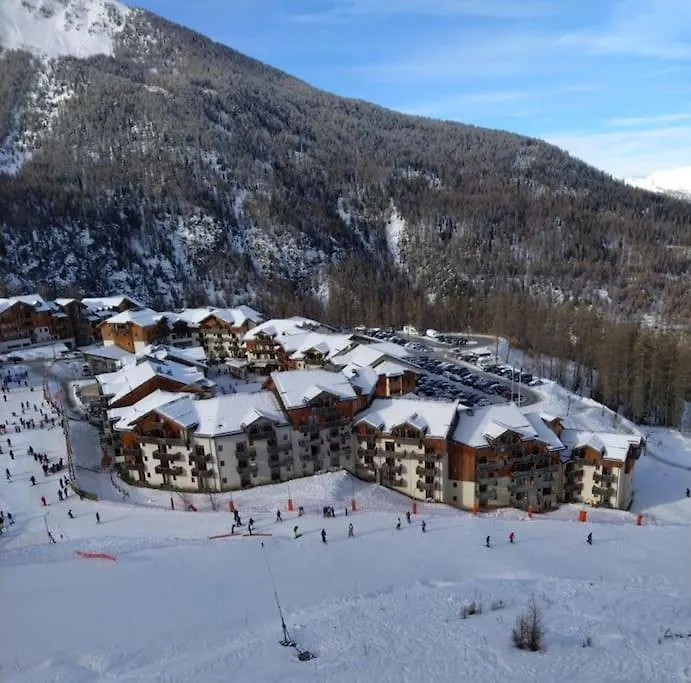 Apartment Appartement Les Orres 1800 Au Pied Des Pistes Le Melezet
